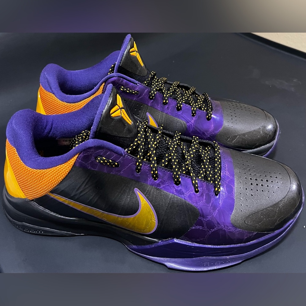 NIKE ZOOM KOBE 5 'LAKERS AWAY' | Size 11 | SKU: 386429 071